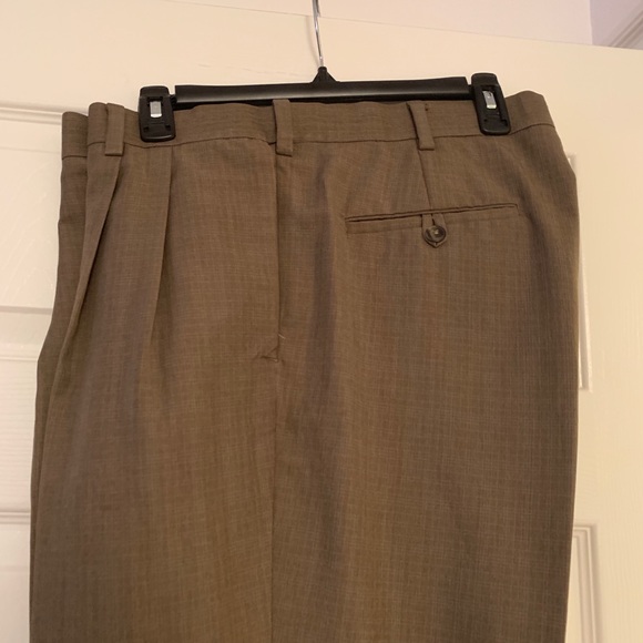 Dress pants - Picture 2 of 2